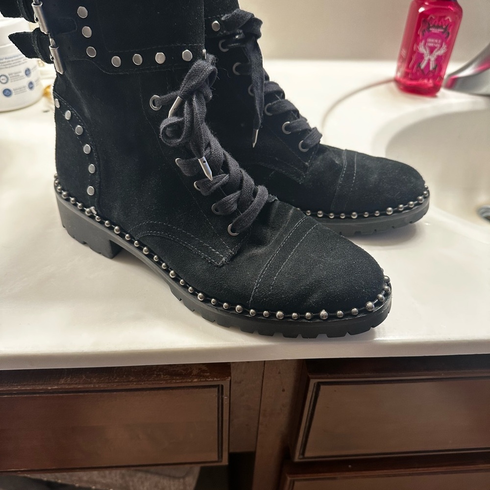 Black suede Sam Edelman Jennifer boot. - Picture 3 of 4